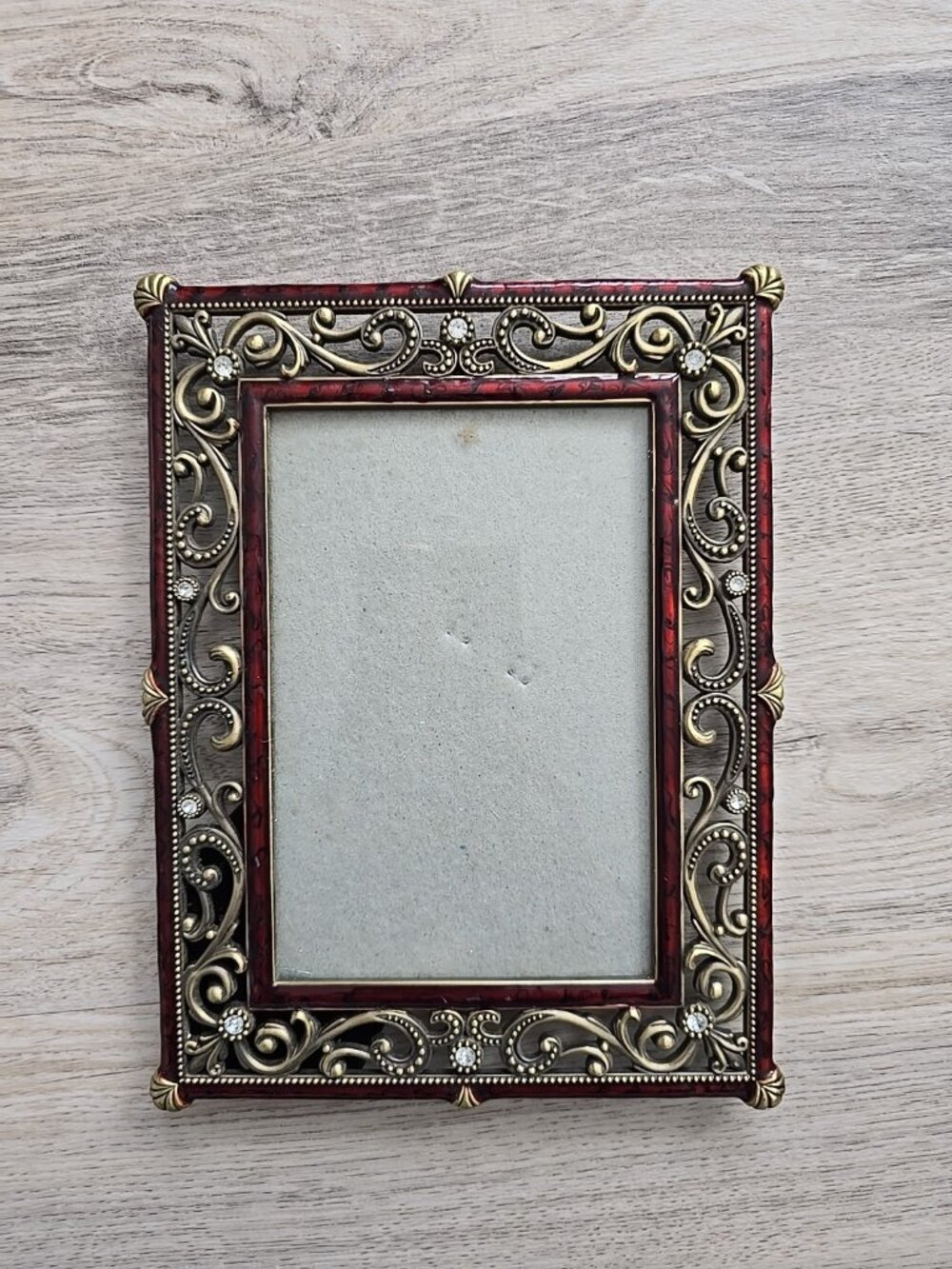 Ashleigh Manor 3.5" x 5" Photo Picture Frame Red Enamel Rhinstone Tabletop Decor